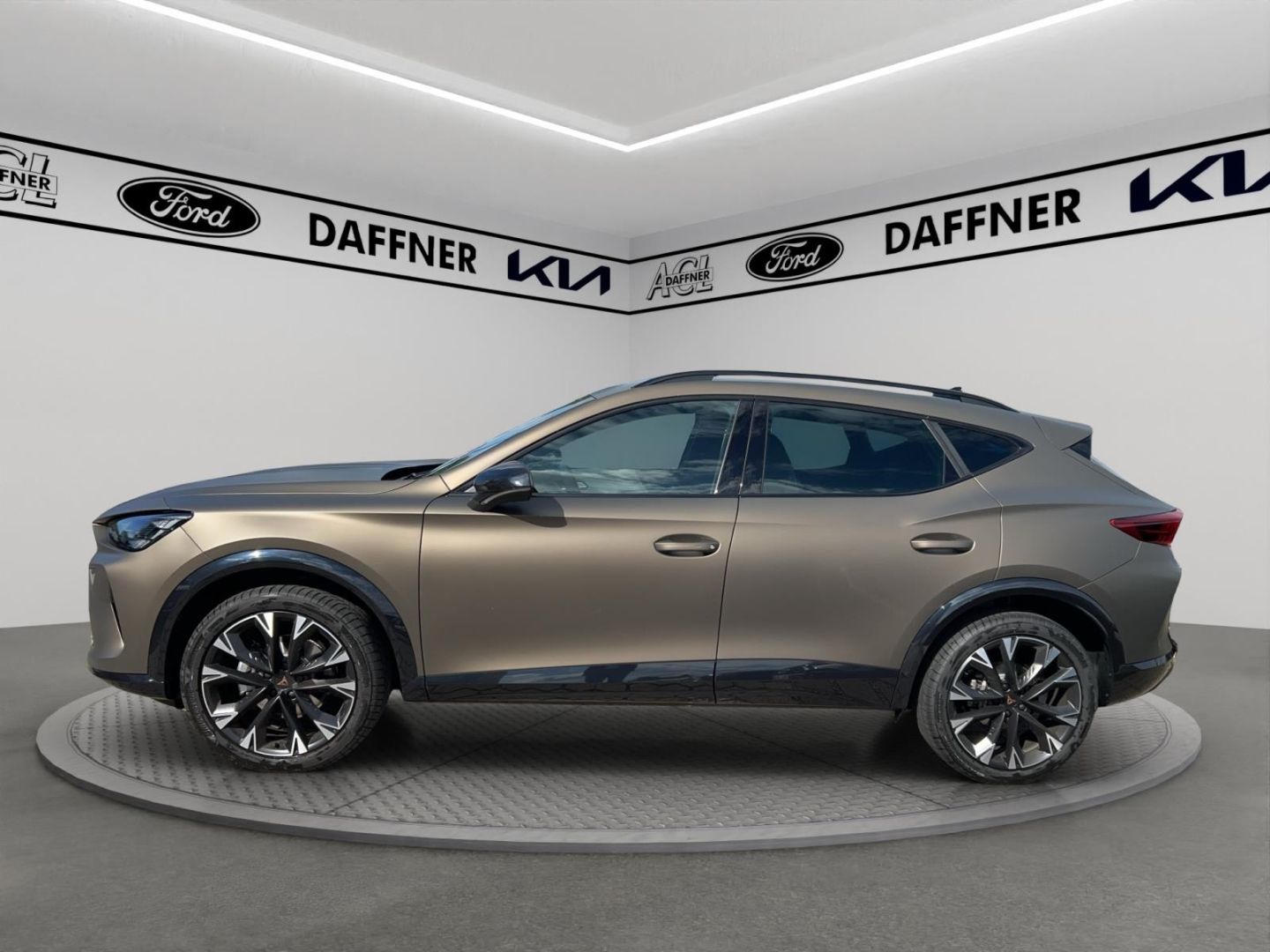 Fahrzeugabbildung CUPRA Formentor 1.5 eTSI 110 kW Navi Digitales Cockpit