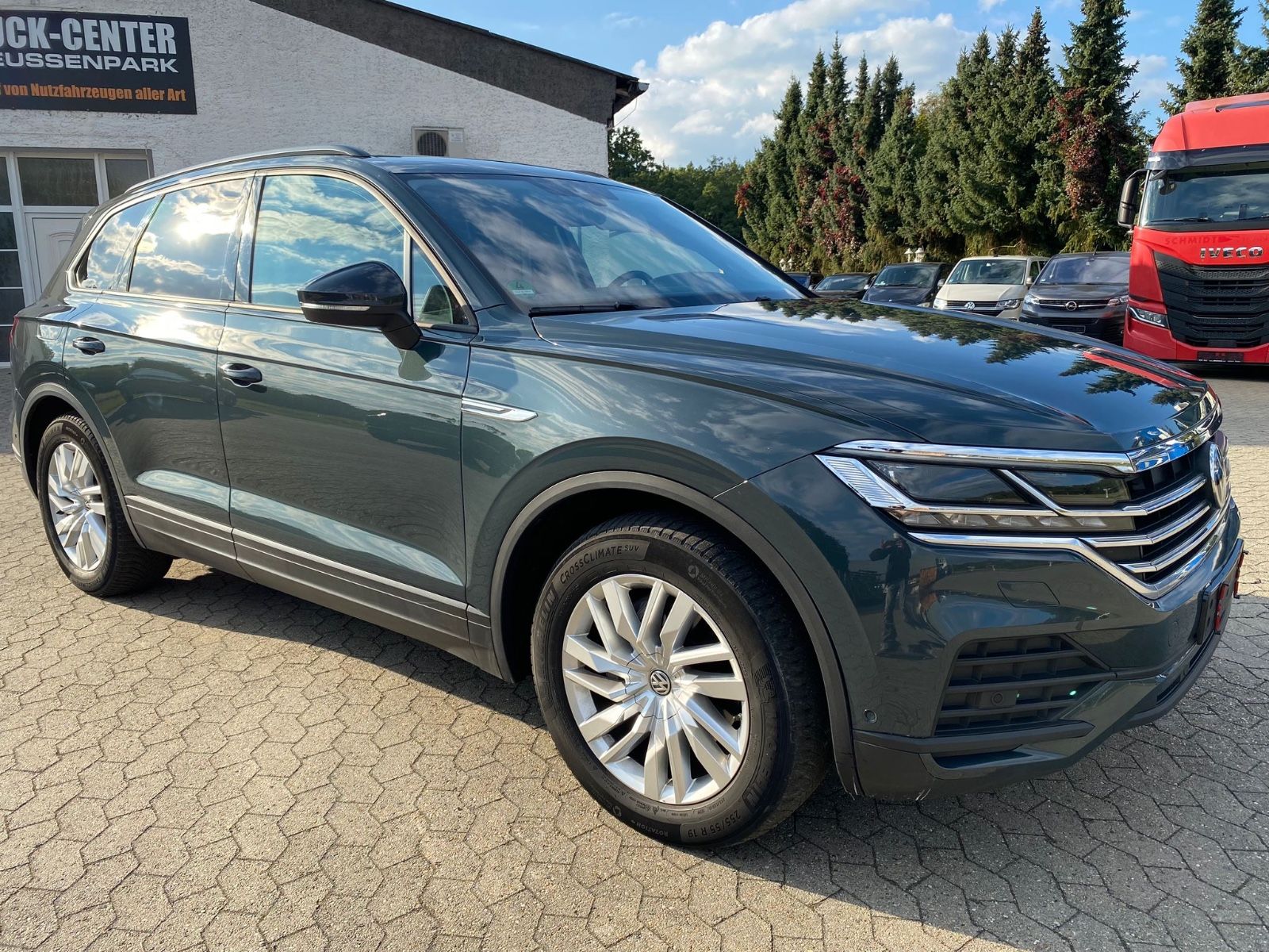 VW Touareg 4Motion ACC*AHK*Innovision*Luft*HUD*Pano