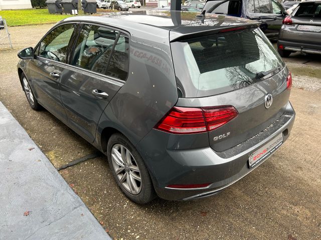 Fahrzeugabbildung Volkswagen Golf VII 1.5 Automatik+Navi+SHZ+Massagesitz+PDC+