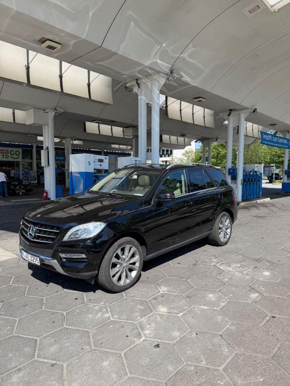 Mercedes-Benz ML 350