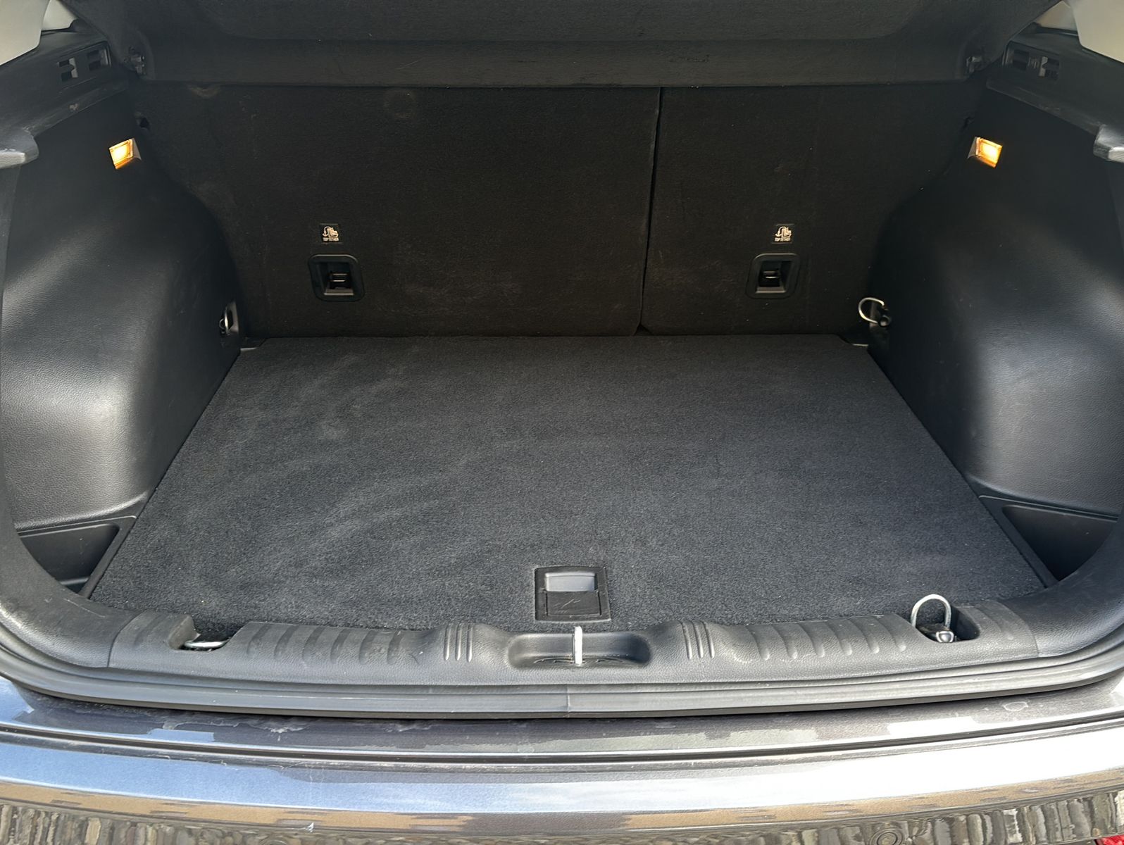 Fahrzeugabbildung Jeep Compass Limited FWD
