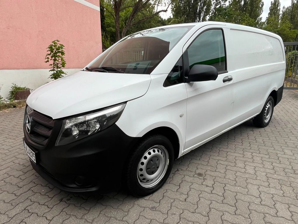 Image of Mercedes-Benz Vito