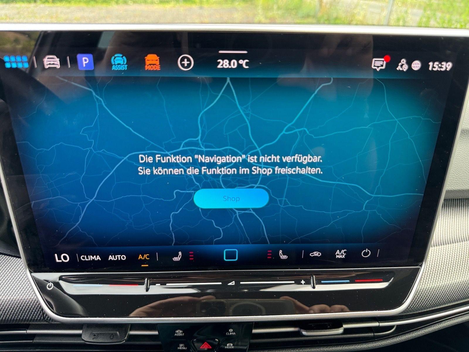 Volkswagen Golf VIII Variant R-Line 1.5 TSI APP*ACC*LED!!, миниатюра 25