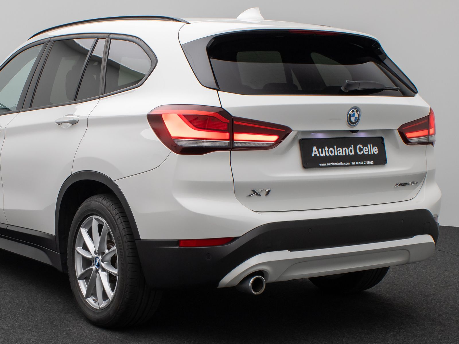 Fahrzeugabbildung BMW X1 xD25e Panorama Kamera DAB HUD Leder LED Alarm