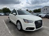 Audi A1 ambition Sportsitze Sportpaket Sport Lenkrad - gebrauchte Audi A1 aus dem Jahr 2012