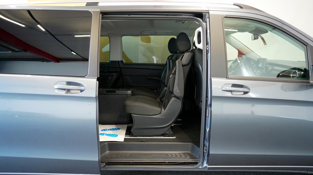 Mercedes-Benz V 250