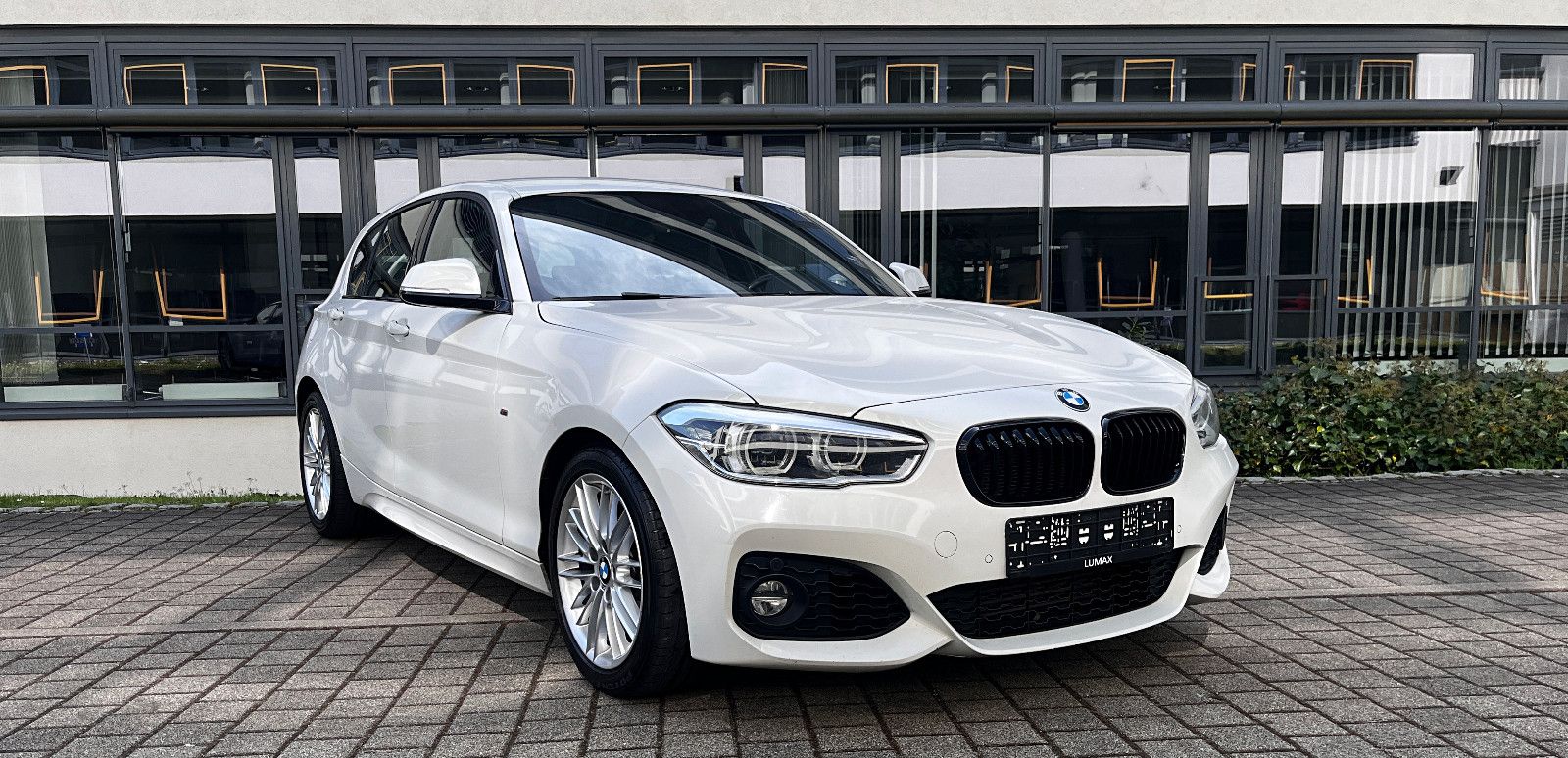 BMW 118