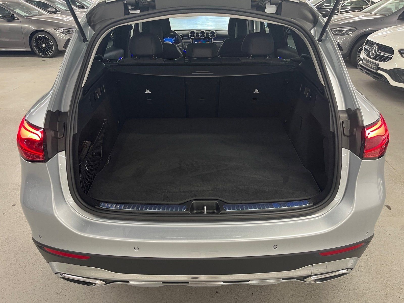 Fahrzeugabbildung Mercedes-Benz GLC 200 4M Avantgarde*AHK*360°*Distronic*Totwink