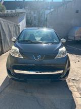 Peugeot 107 1,0 Motor Benzin TÜV Neu - Peugeot 107: Bluetooth