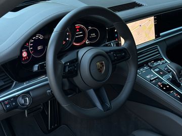 Porsche Panamera - 7