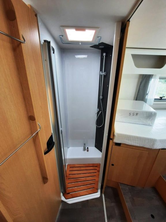 Fahrzeugabbildung Sunlight T 68C Adventure Edition Verfüg./Sparen Sie 4.486