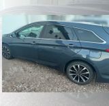 Hyundai HYUNDAI i40 Kombi Benzin 2.0 GDI AUTOMATIK... - Hyundai i40 mit Benzin-Antrieb: Kombi, 2.0