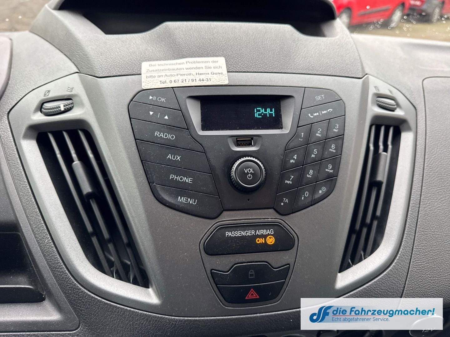 Fahrzeugabbildung Ford Transit Custom Tourneo 300 L1 *1499*EXPORT