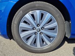 Fahrzeugabbildung Skoda Superb Combi Ambition iV Navi LED ACC Virtual