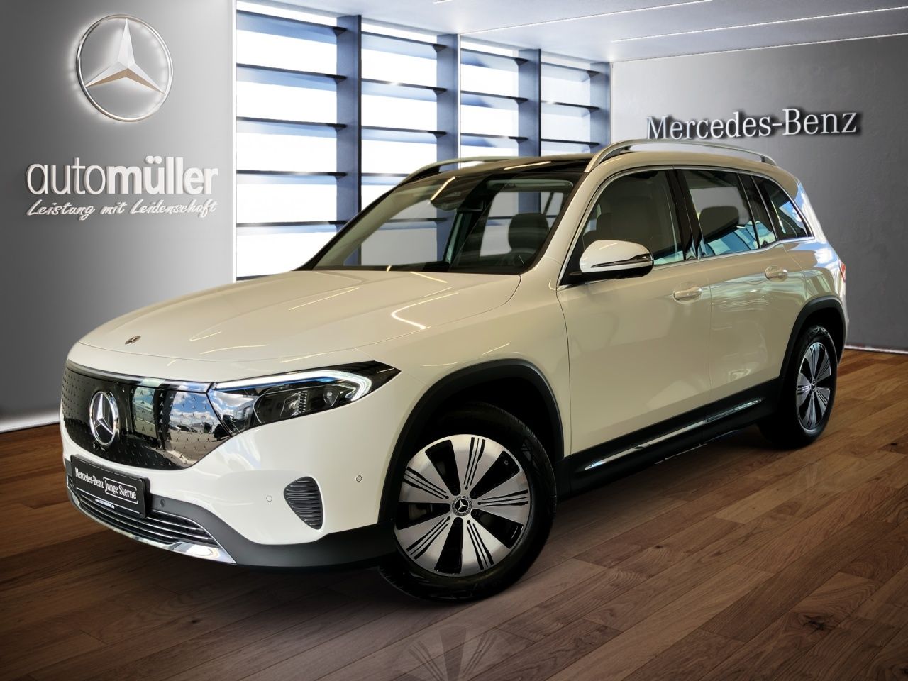 Fahrzeugabbildung Mercedes-Benz EQB 250+ BONUS+PANORAMA+360°+DISTRONIC+CARPLAY++