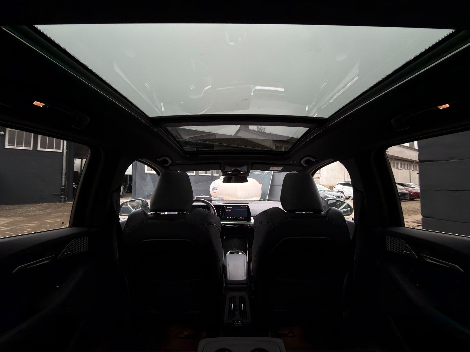 Fahrzeugabbildung BMW 223i Active Tourer M Sport Pano Massage H&K AHK