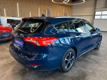 Ford Focus Turnier Cool & Connect*Spurhalte*LED*Navi*