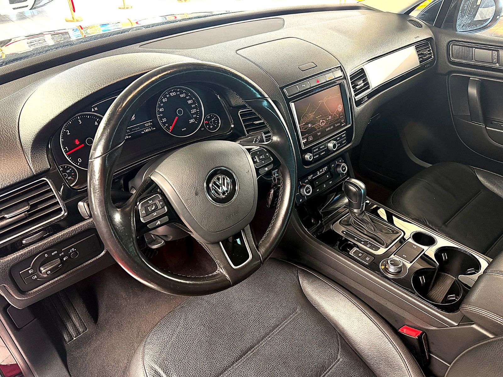 Fahrzeugabbildung Volkswagen Touareg V6 TDI Terrain Tech 4Mot/NAVI/LED/LEDER