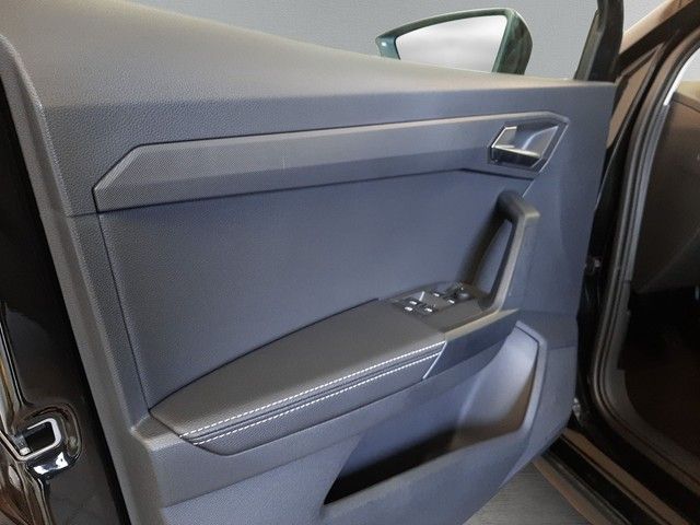 Fahrzeugabbildung Seat Arona Style 1.0TSI LED SitzHz 18"Alu Klimaaut.