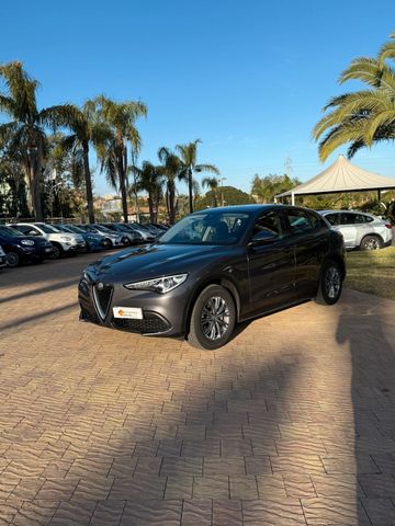 Alfa Romeo Stelvio 2.2 Turbodiesel 190 CV AT8 Q4