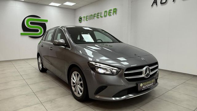 MERCEDES-BENZ B 180/AHK/SPURHALTE/SHZ/MFL/LED/NAVI/