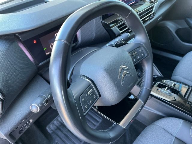 Fahrzeugabbildung Citroën C4 1.2 PureTech 155, Shine Autom. AHK, Navi, Kam
