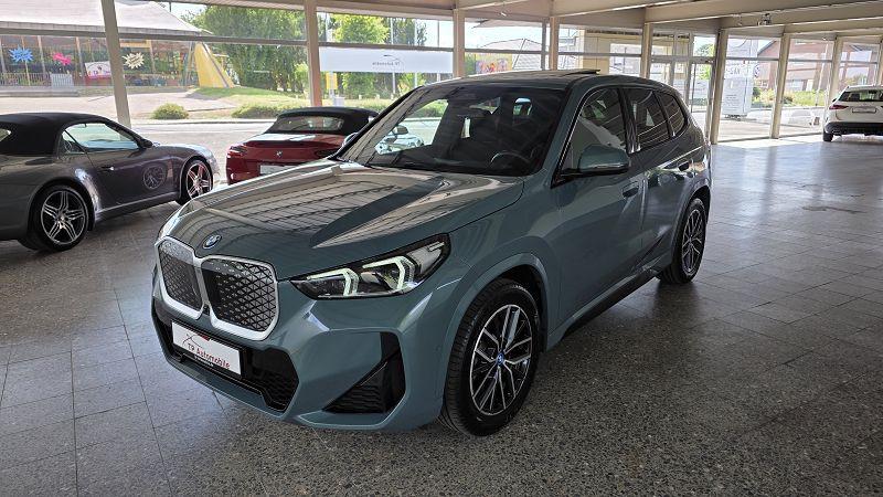 BMW iX1 30 xDri M Sport Pano*HuD*LED*Nav*Spur/Tot*96