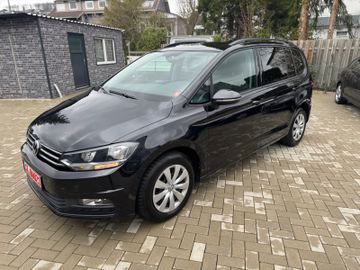 Volkswagen Touran - 10