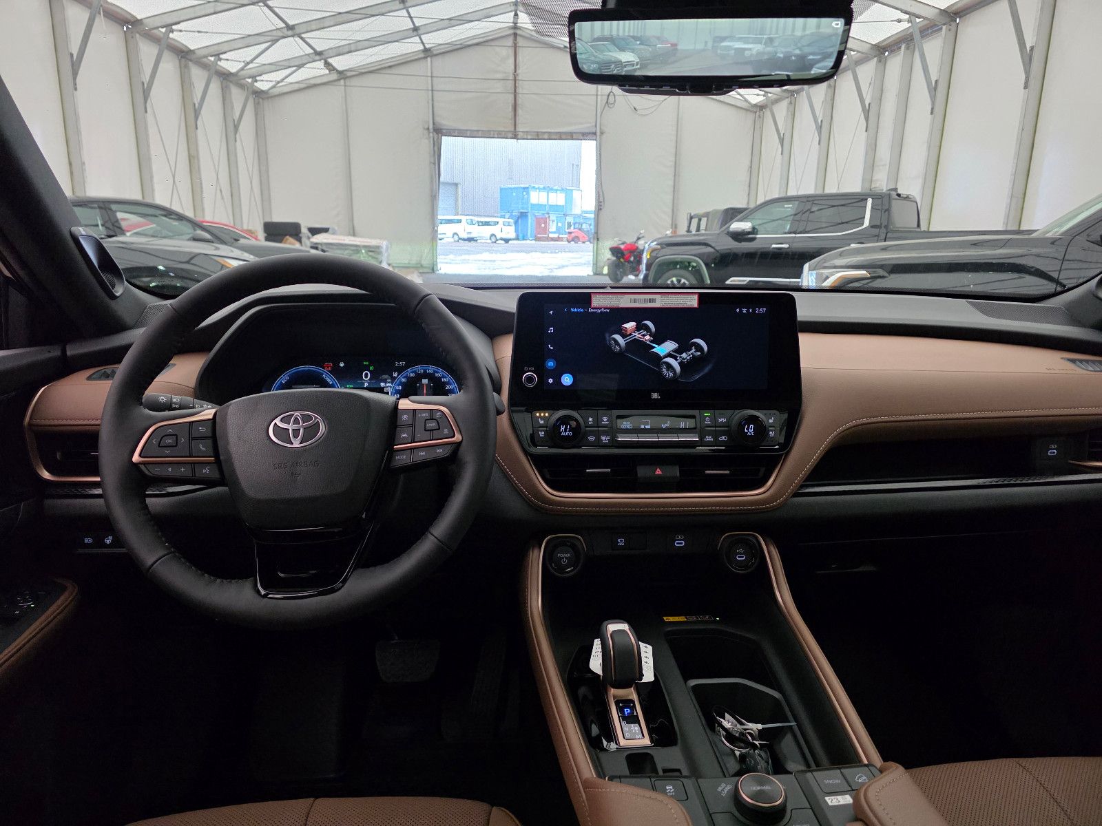 Fahrzeugabbildung Toyota GRAND Highlander Platinum Max T1: 68.000 EURO