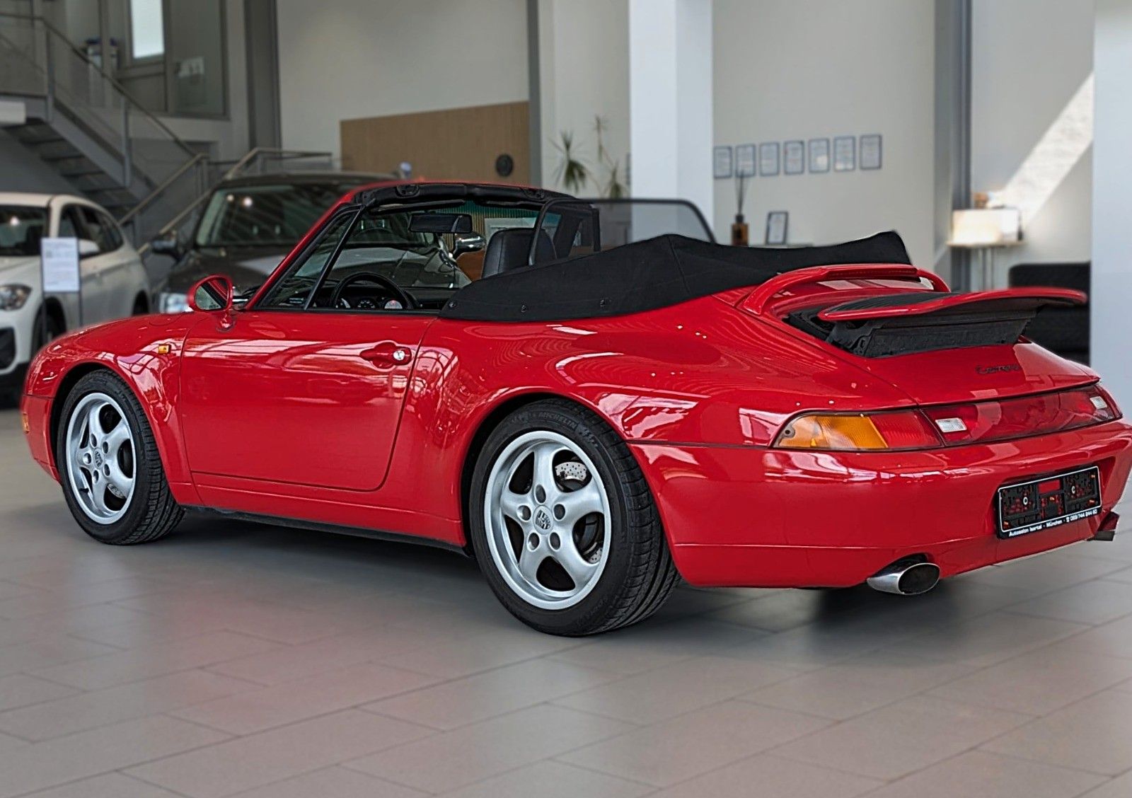 Fahrzeugabbildung Porsche 993 CARRERA CABIO KLIMA LITRONIC 17''CUP*DEUTSCH
