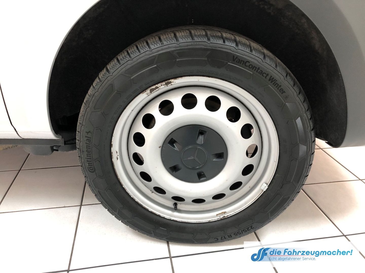Fahrzeugabbildung Mercedes-Benz Vito Mixto 114 CDI 4x4 kompakt Navi Digitales Co