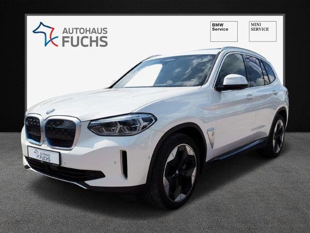 BMW iX3 Impressive HUD AD AHK-klappbar Panorama Navi