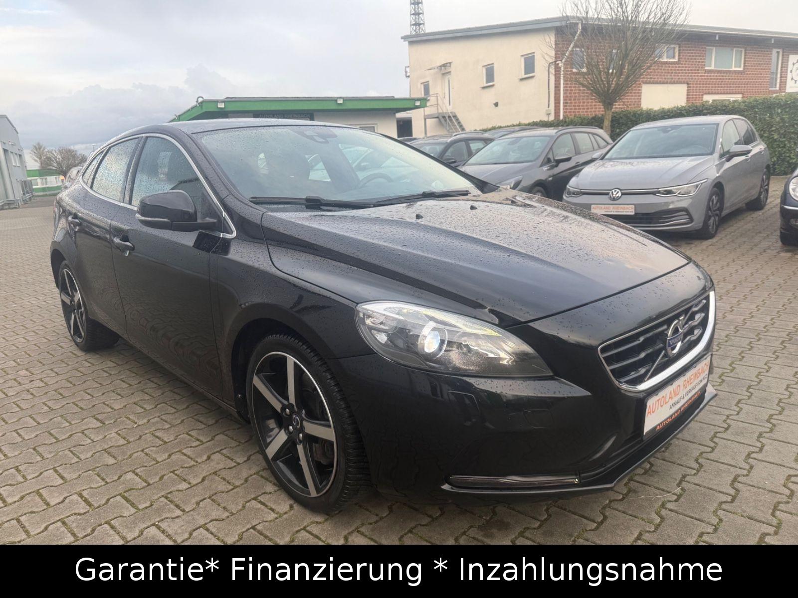Volvo V40 Momentum/ Automatik/ Navi/ Kamera/ Pano