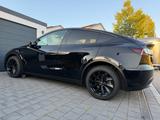 Tesla Model Y Long Range Dual Motor AWD AHK Zertifikat