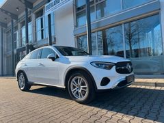 MERCEDES-BENZ GLC 220d Coupe 4Matic/ PANORAMA/ DISTRONIC/ MBUX MERCEDES-BENZ GLC 220d Coupe 4Matic/ PANORAMA/ DISTRONIC/ MBUX