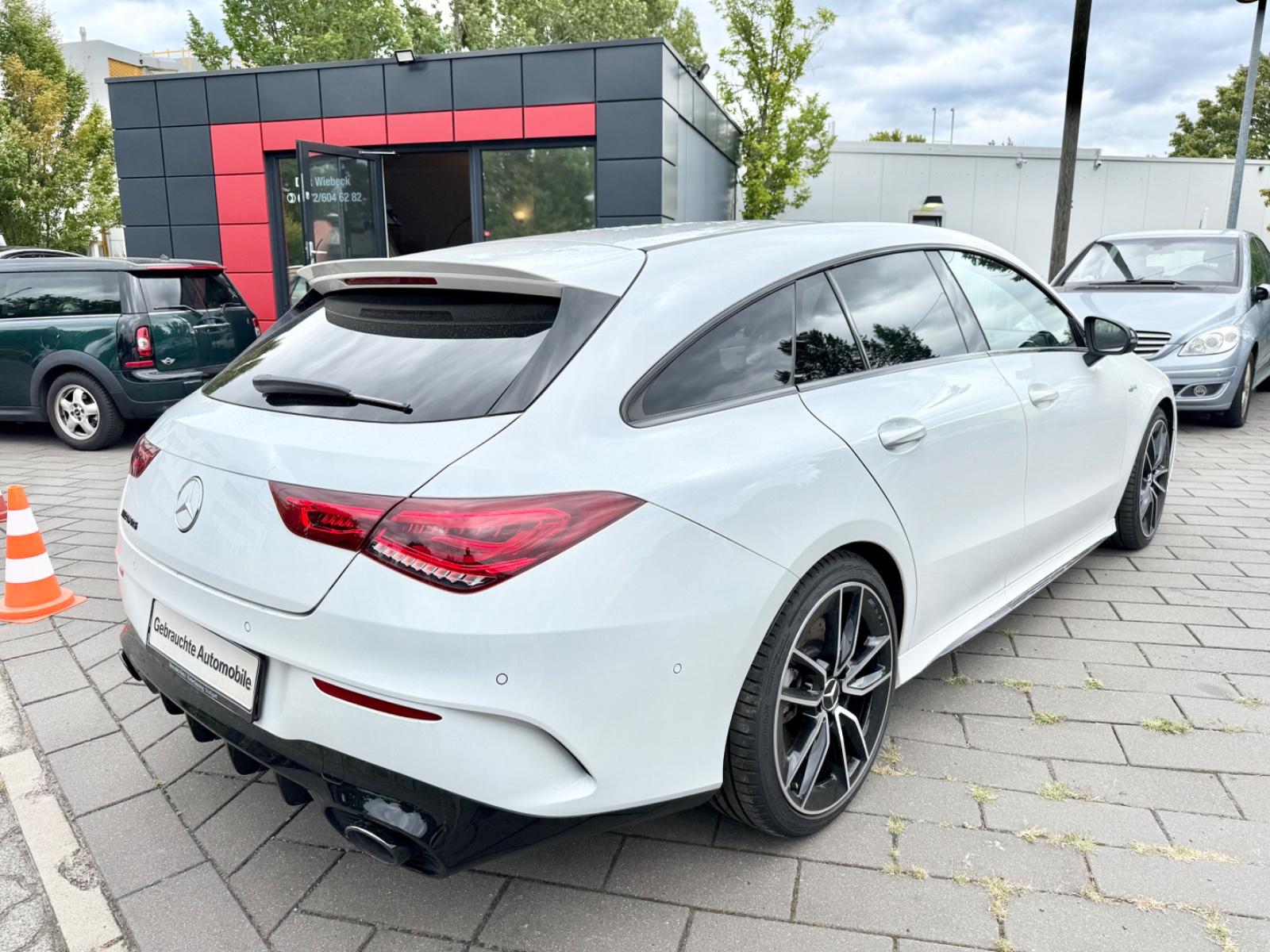 Mercedes-Benz CLA 35 AMG Shooting Brake