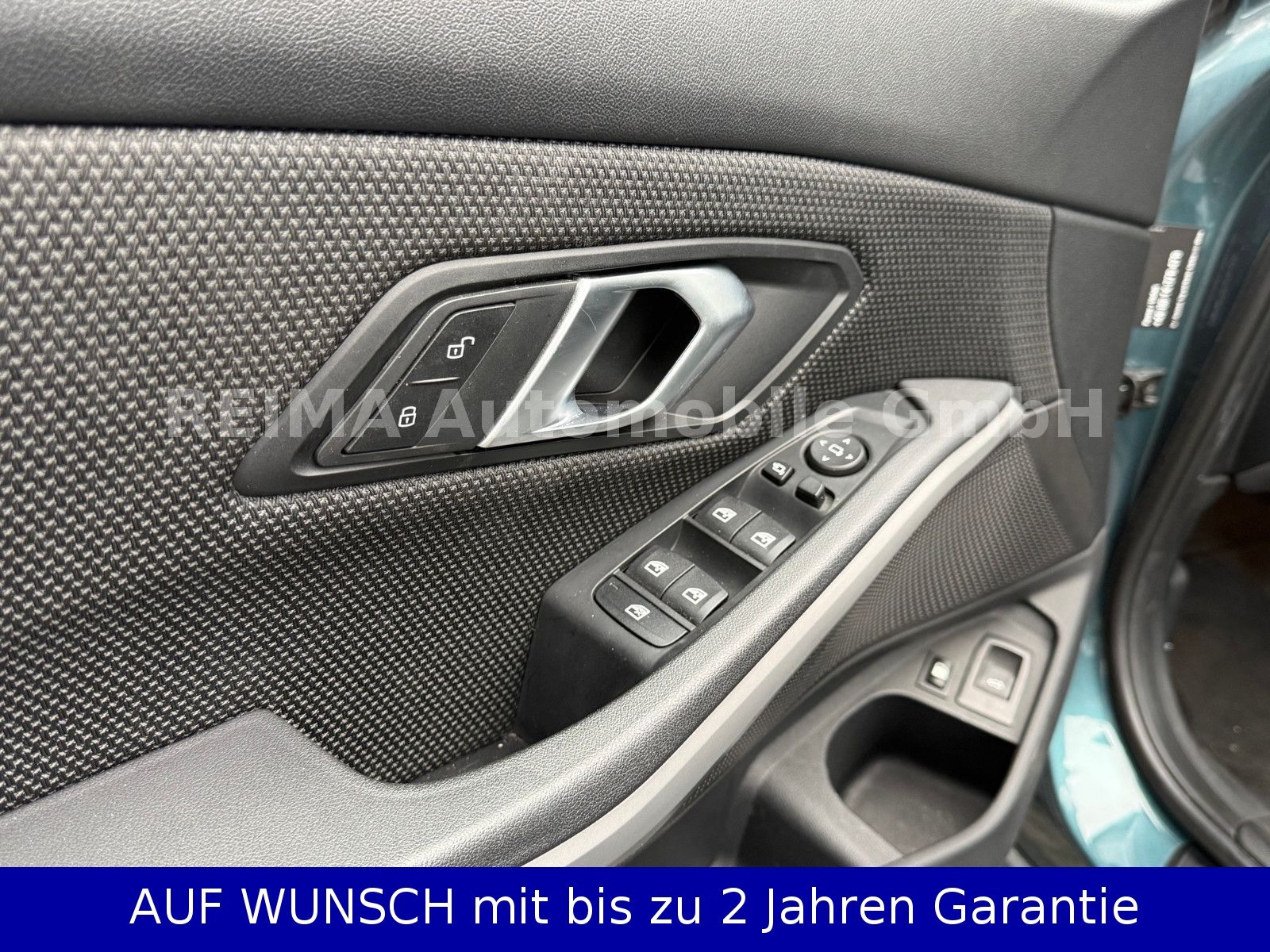 Fahrzeugabbildung BMW 330e Touring, LED, 360°, Navi