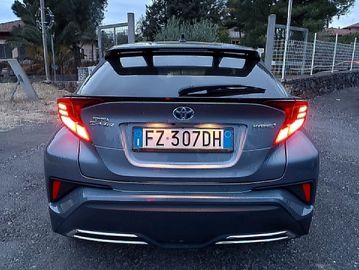 Toyota C-HR - 4