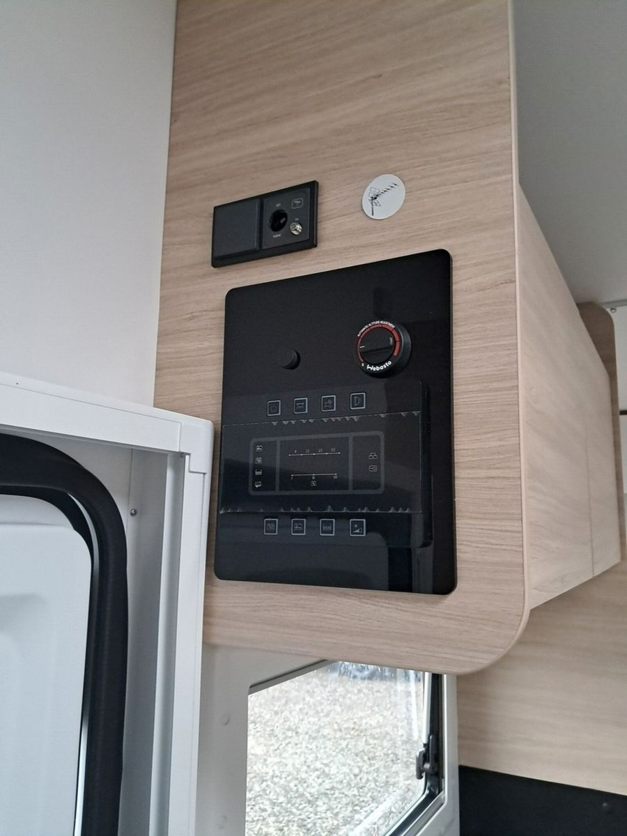 Fahrzeugabbildung Chausson Alkoven C514 First Line  Markise,Navi,RK,Solar