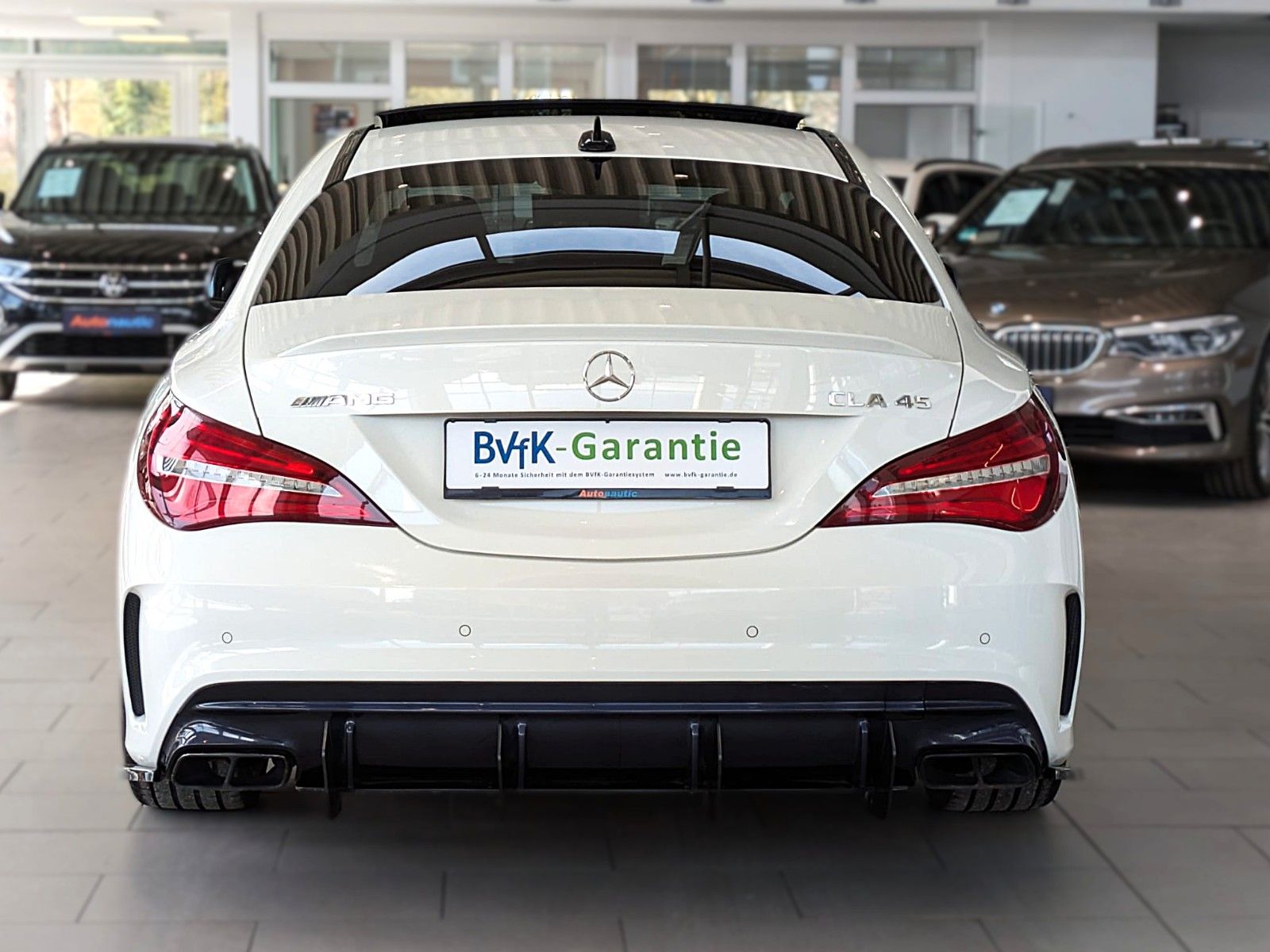 Fahrzeugabbildung Mercedes-Benz CLA 45 AMG PERFORMANCE | PANO| NIGHT| AERO I LED
