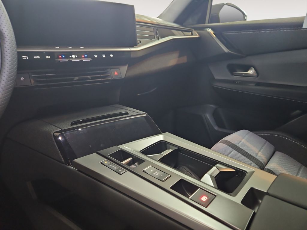 Fahrzeugabbildung Opel Grandland 1.2 DI Hybrid 48 V Automatik GS