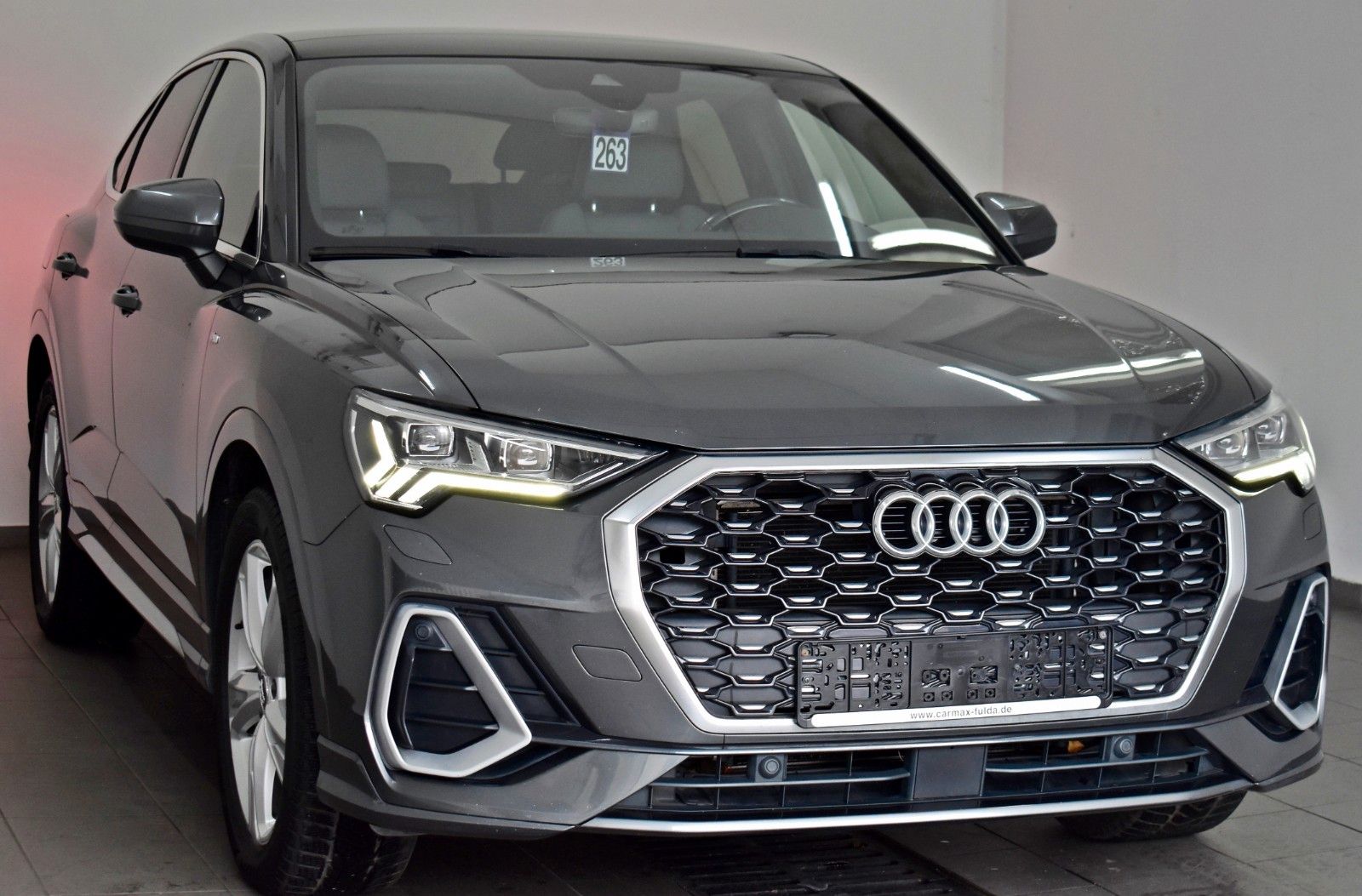 Fahrzeugabbildung Audi Q3 Sportback 35 TDI S line Leder,Navi,Panorama