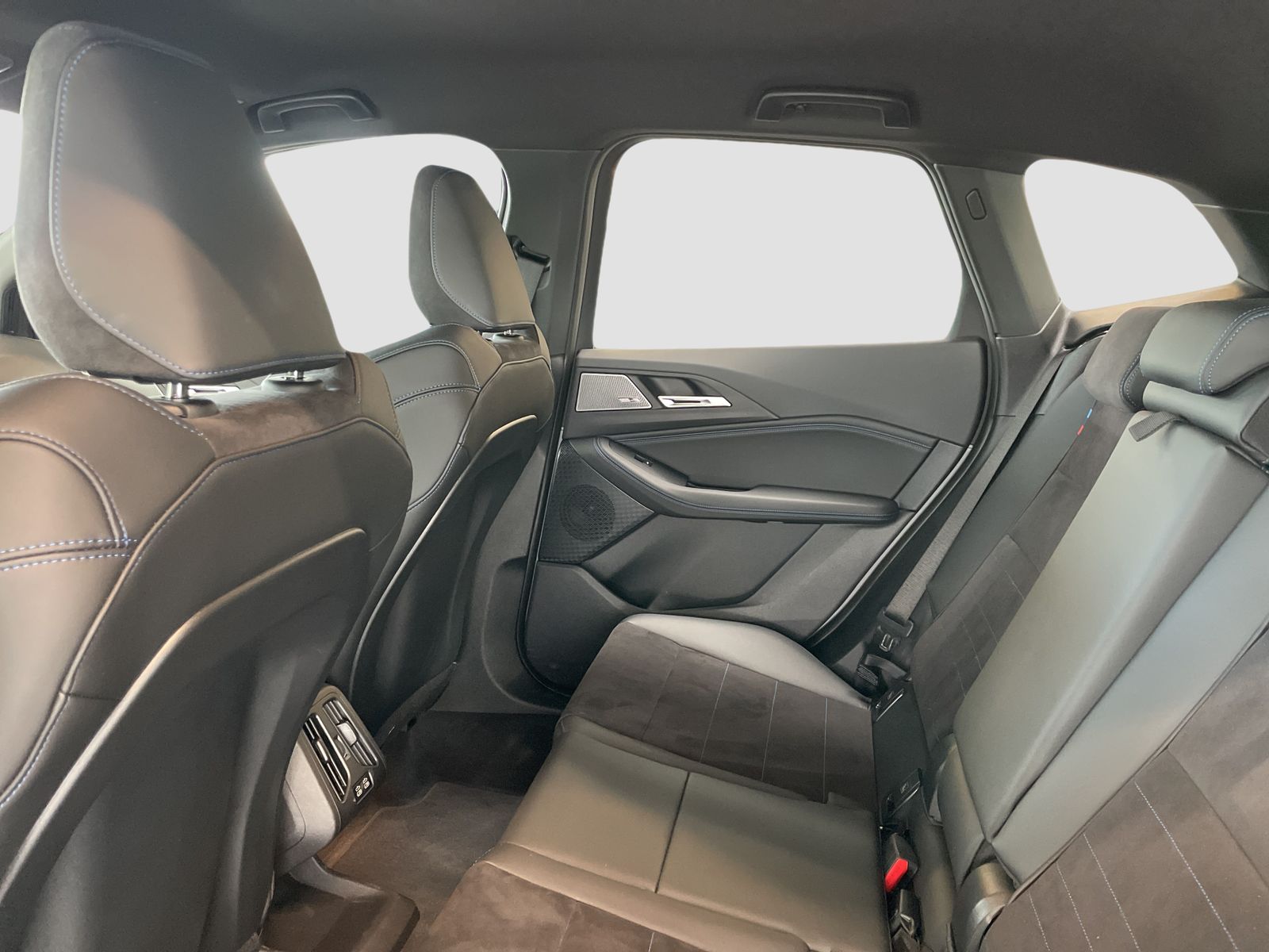 BMW 220 Active Tourer - Bild 13