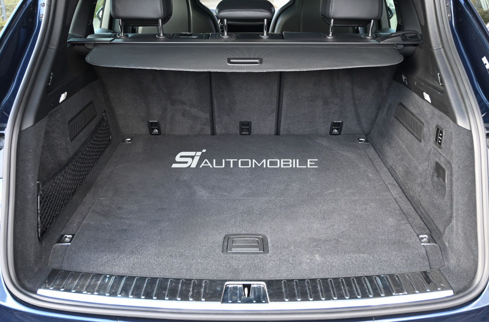 Fahrzeugabbildung Porsche Cayenne E-Hybrid SPORT DESIGN °UVP 156.695€°PDCC