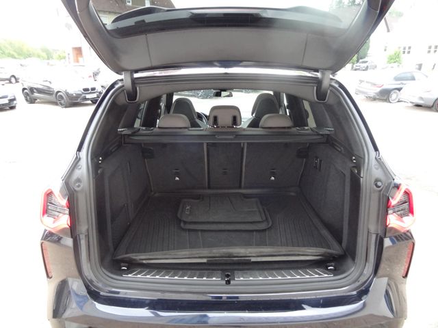 Fahrzeugabbildung BMW X3 M Competition/DriversPack/HUD/Pano/M-Sitze/1H