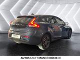 Volvo V40 T2 Momentum Autom BLIS LED NAVI PANO SHZ PDC - gebrauchte Volvo Limousine