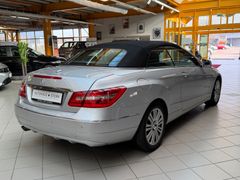 MERCEDES-BENZ E 250 CGI Cabrio|Navi|Airscarf|SHZ|PDC|Bi-Xenon