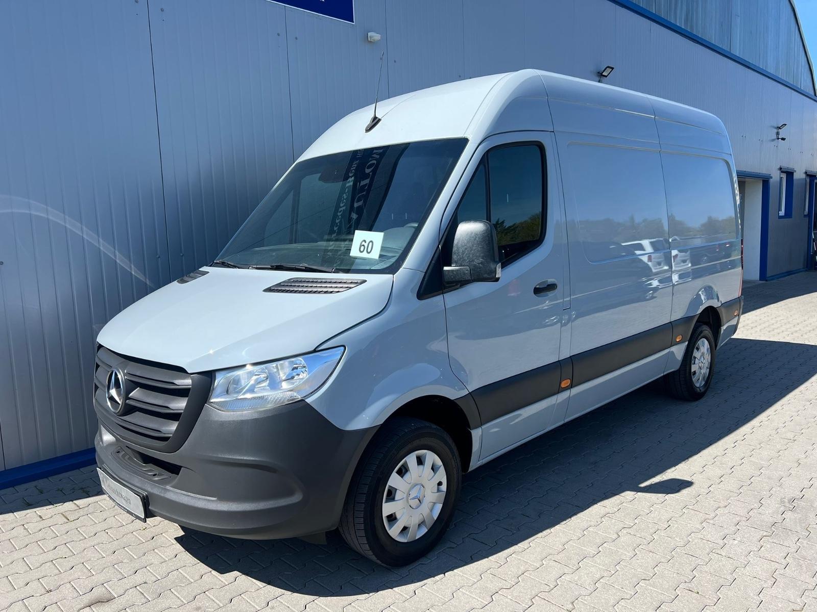 Mercedes-Benz SPRINTER 317 LANG +HOCH 6G TEMPOMAT AHK 3-SITZER
