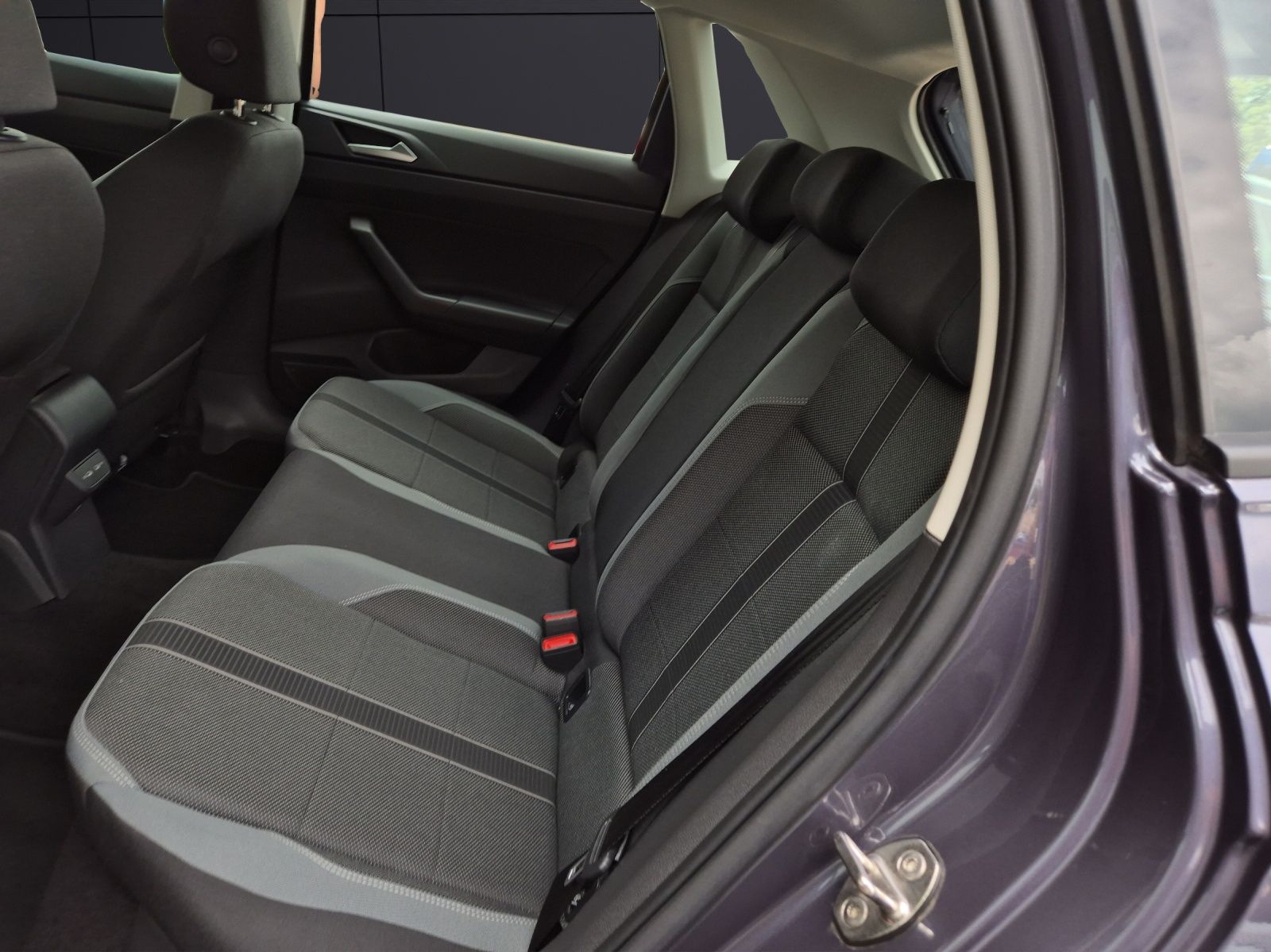 Fahrzeugabbildung Volkswagen Polo TSI Style DSG Matrix AID ACC PDC SH LM