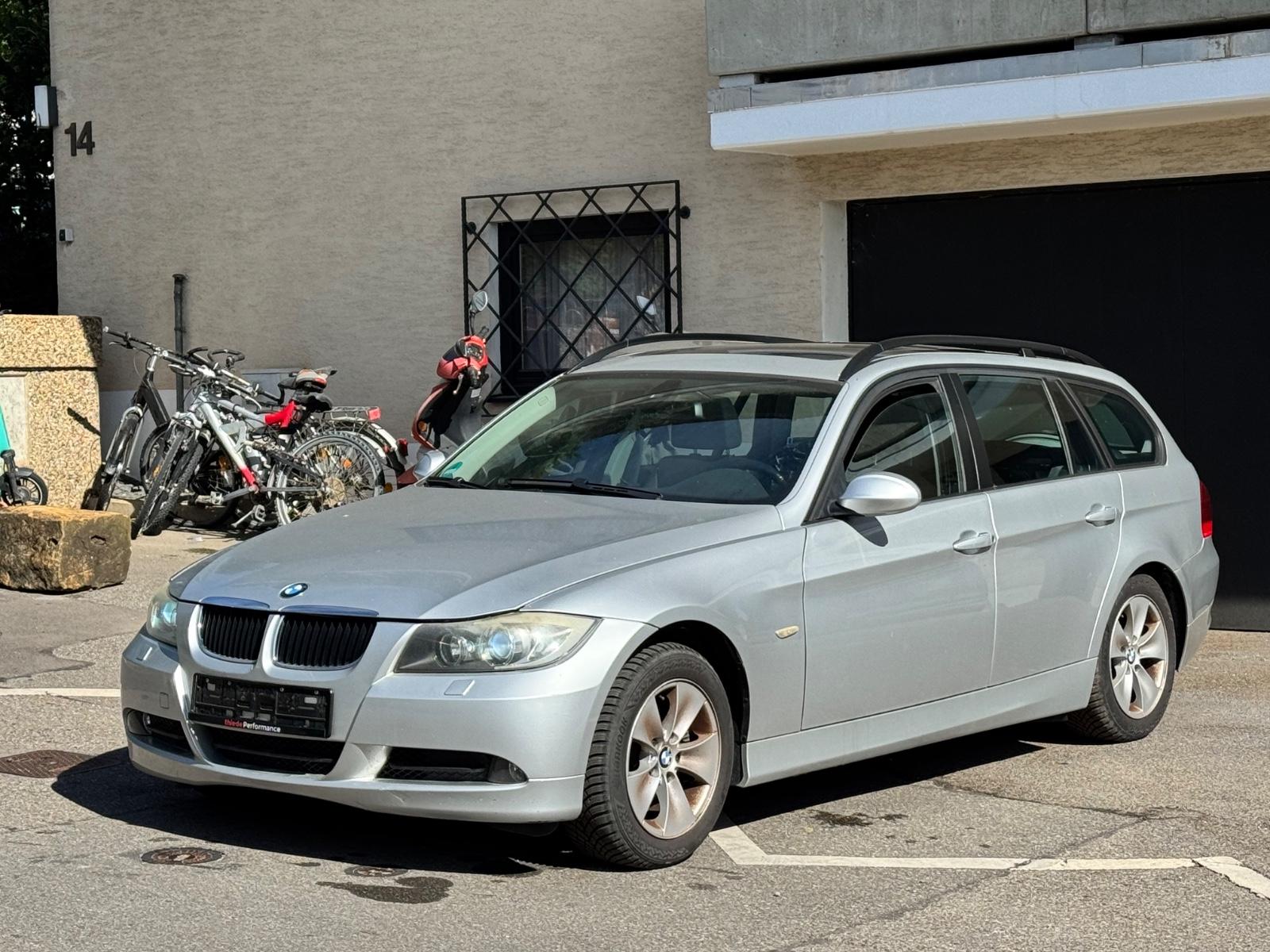 BMW 320, 2007